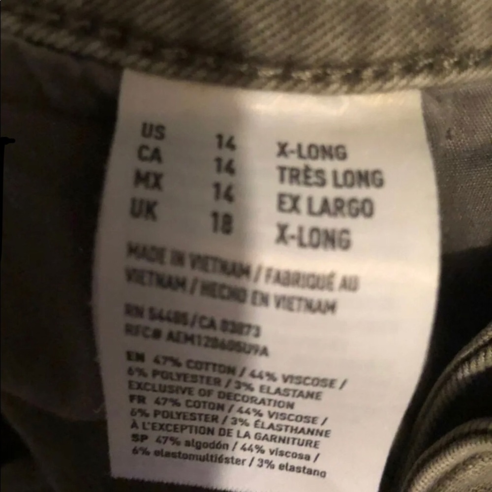 American Eagle Jeans